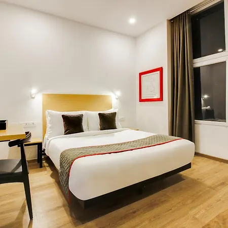 Super Townhouse Moosapet Rcc Prime Hotel